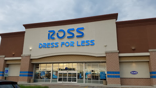Clothing Store «Ross Dress for Less», reviews and photos, 7511 Lemont Rd, Darien, IL 60561, USA
