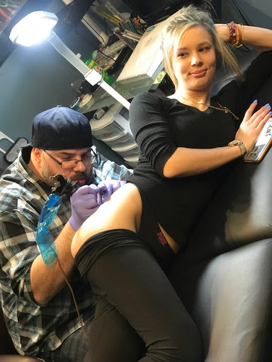 Tattoo Shop «Crazy Monkey Tattoos», reviews and photos, 817 S Westnedge Ave, Kalamazoo, MI 49001, USA