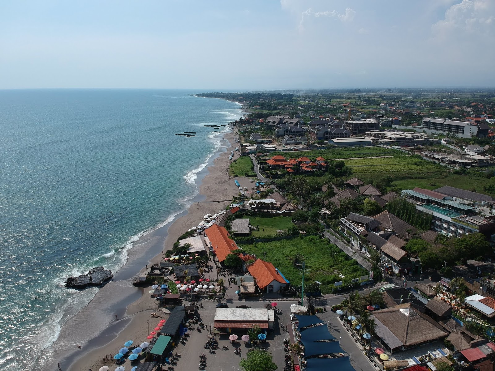 Batu Bolong Beach photo #9