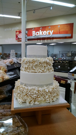 Supermarket «Hy-Vee», reviews and photos, 500 37th St NW, Rochester, MN 55901, USA