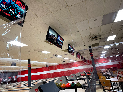 Bowling Alley «AMF Centereach Lanes», reviews and photos, 40 Horseblock Rd, Centereach, NY 11720, USA