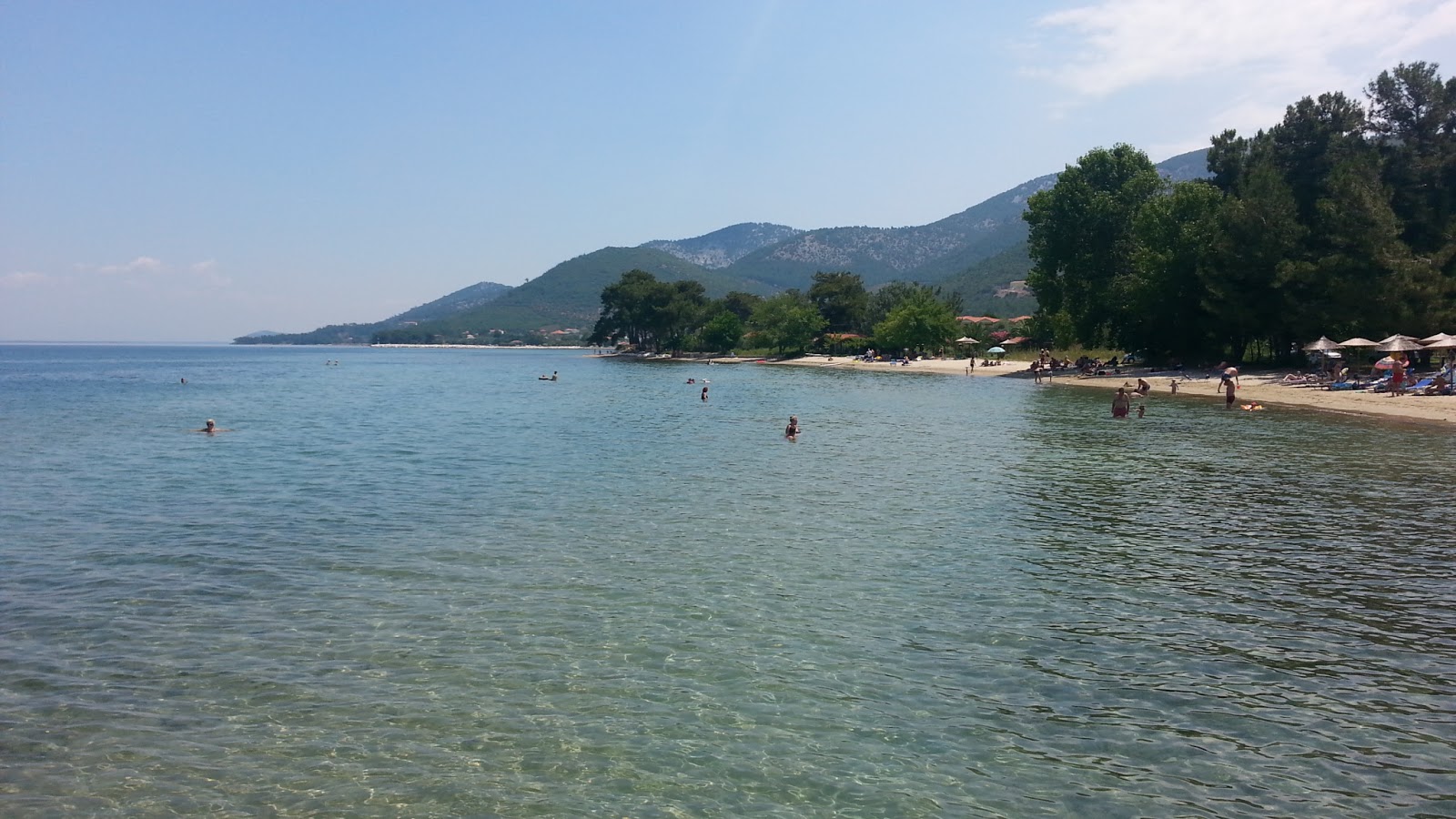 Valokuva Skala Rachoniou beachista. sisältäen tilava lahti