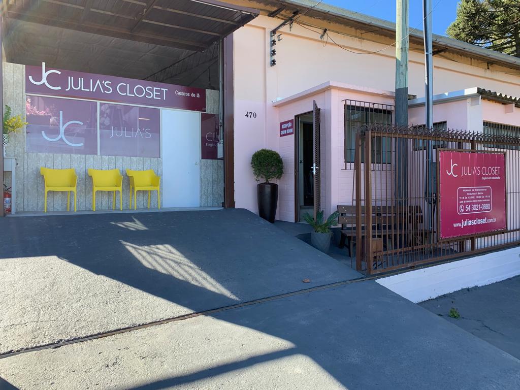 Julias Closet