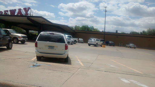 Grocery Store «Fareway Grocery», reviews and photos, 102 W Anson St, Marshalltown, IA 50158, USA