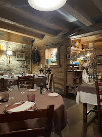 Atmosphère du Restaurant La Ferme de Victorine à Notre-Dame-de-Bellecombe - n°1