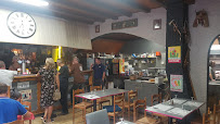 Atmosphère du Restaurant Relais des Sapins à Le Poizat-Lalleyriat - n°2