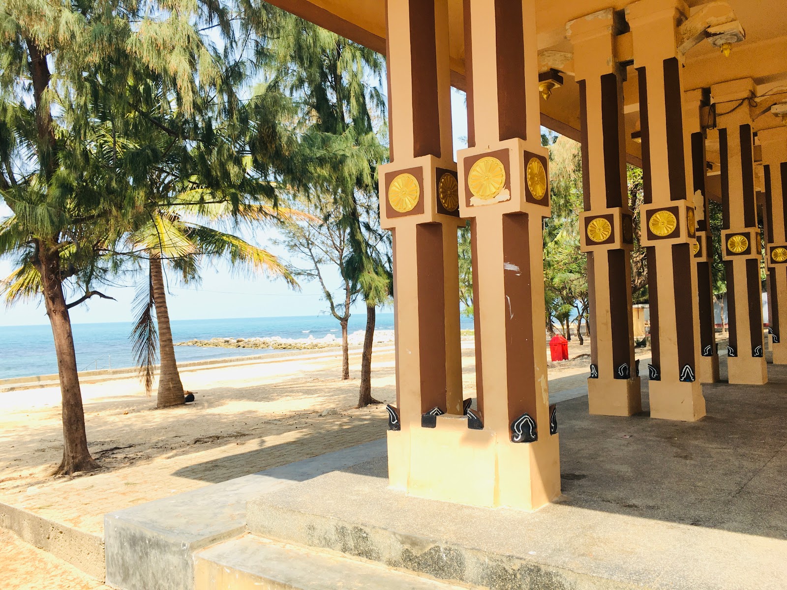 Foto di Keerimalai beach - luogo popolare tra gli intenditori del relax