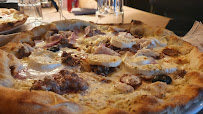 Pizza du Pizzeria La Calabraise à Annemasse - n°9