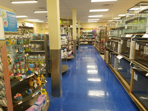 Pet Supply Store «Petco Animal Supplies», reviews and photos, 239 Newburyport Turnpike, Topsfield, MA 01983, USA