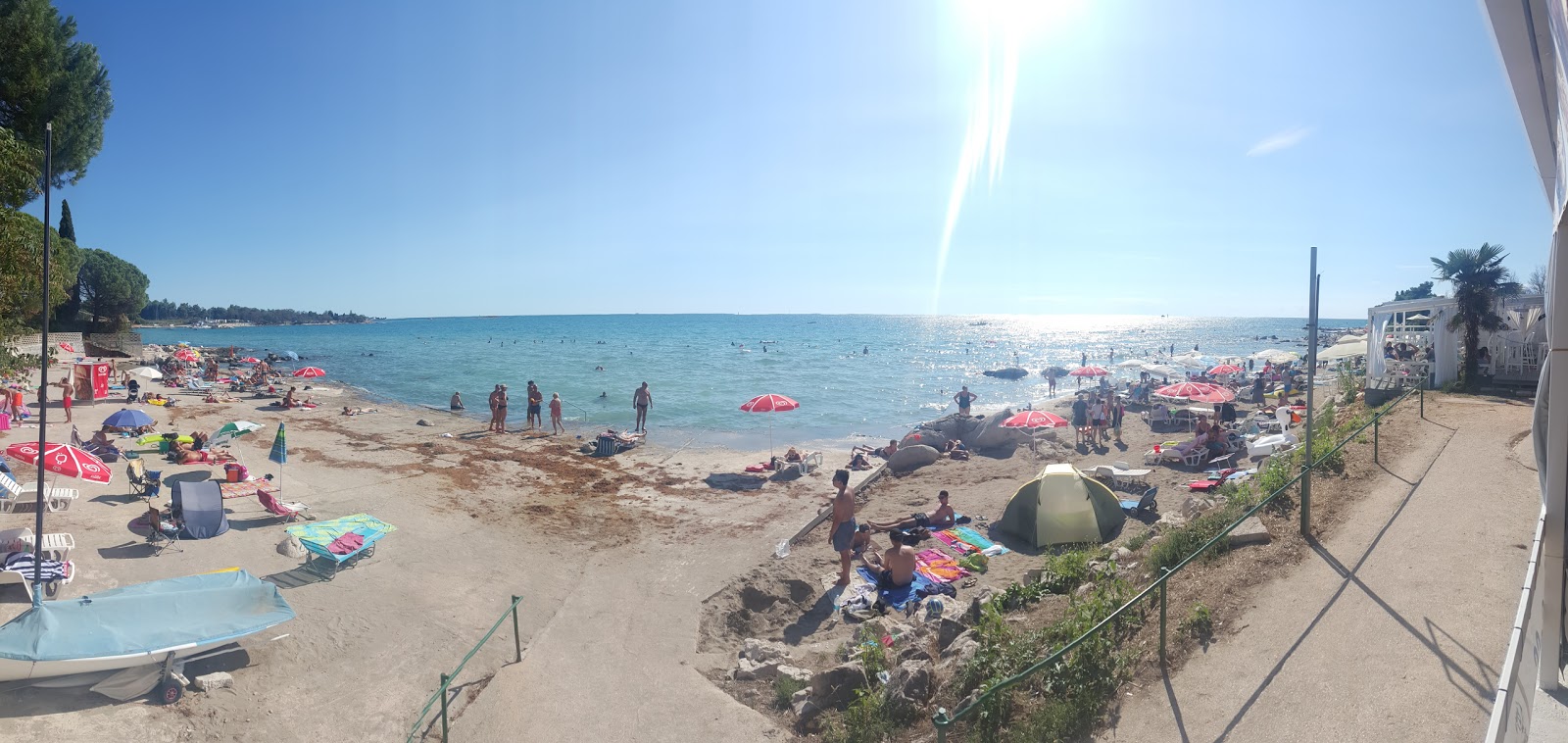 Photo of Zambratija beach with partly clean level of cleanliness