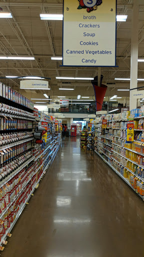 Grocery Store «Hannaford Supermarket», reviews and photos, 777 Rogers St, Lowell, MA 01852, USA