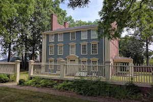 Royall House and Slave Quarters