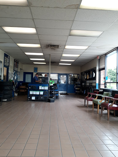 Tire Shop «Jenkins Automotive II», reviews and photos, 1564 Seminole Trail, Charlottesville, VA 22901, USA