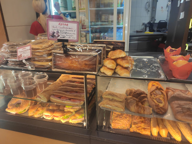 Αρτοποιείο Ζαχαροπλαστείο "Αρτο..ζυμιά" - Αρτοποιείο