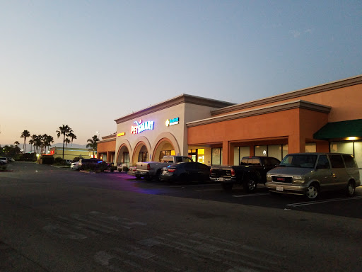 Pet Supply Store «PetSmart», reviews and photos, 2141 N Rose Ave, Oxnard, CA 93036, USA