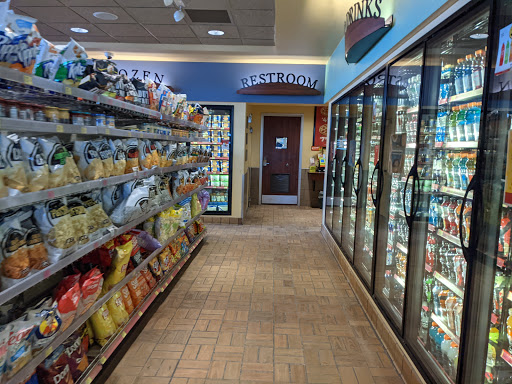 Convenience Store «Kwik Trip #152», reviews and photos, 3278 Hwy 61 N, Vadnais Heights, MN 55110, USA