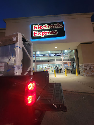 Electronics Store «Electronic Express», reviews and photos, 1720 Old Fort Pkwy, Murfreesboro, TN 37133, USA