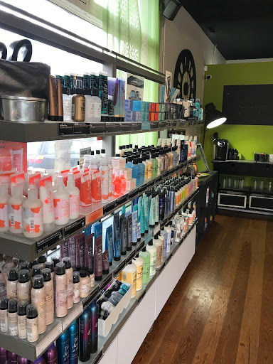 Beauty Salon «Olive Beauty Lounge», reviews and photos, 701 NW 70th St, Seattle, WA 98117, USA