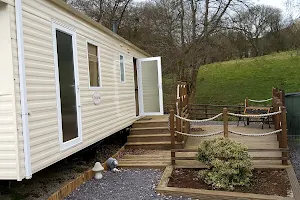 Llawr-Betws Caravan Park image