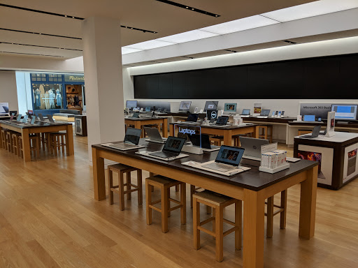 Electronics Store «Microsoft Store - The Westchester», reviews and photos, 125 Westchester Ave, White Plains, NY 10601, USA