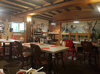 Atmosphère du Crêperie La Scierie crêperie restaurant La Bresse - n°11