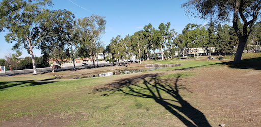 Golf Course «Bixby Village Golf Course», reviews and photos, 6180 Bixby Village Dr, Long Beach, CA 90803, USA