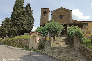 Pieve di Santa Maria e San Leonardo image