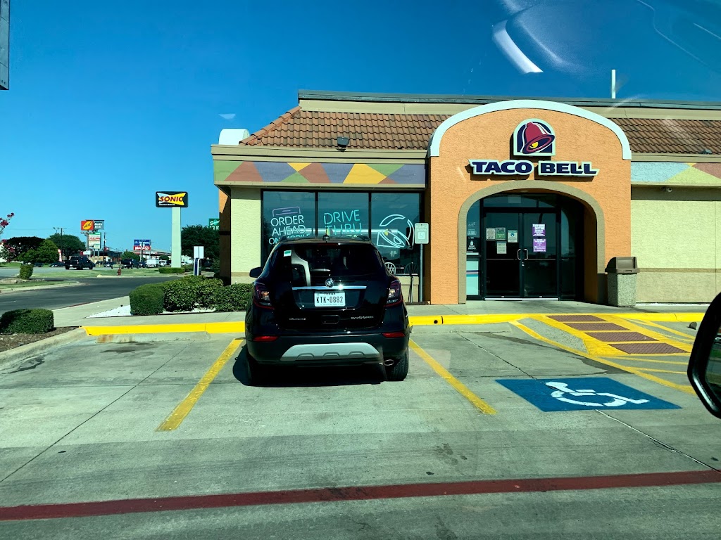 Taco Bell 76135