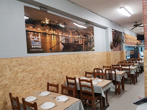 Os restaurantes vão com os amigos Oporto