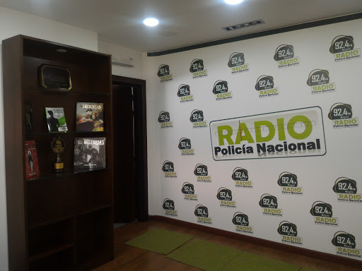 Radio Policía Bogotá 92.4 FM