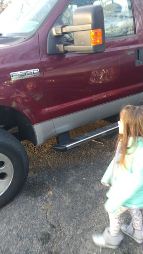 Used Car Dealer «Village Auto Sales», reviews and photos, 1076 Pleasant St, Attleboro, MA 02703, USA