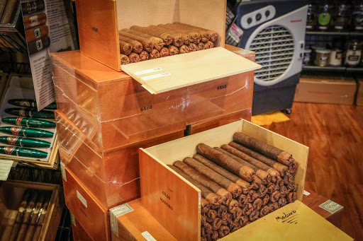 Cigar Shop «CIGAR CLUB», reviews and photos, 1407 Standiford Ave, Modesto, CA 95350, USA