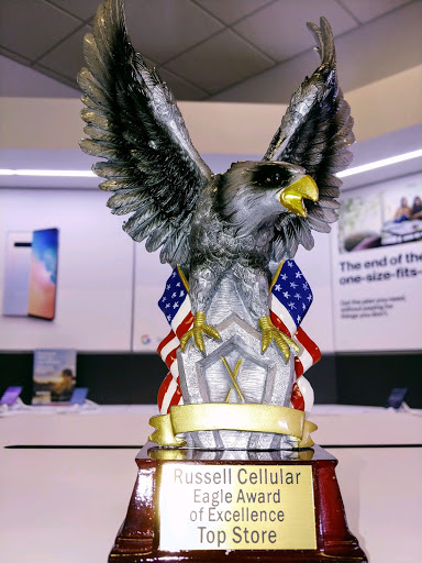 Cell Phone Store «Verizon Authorized Retailer - Simply», reviews and photos, 187 Highland Ave, Cheshire, CT 06410, USA