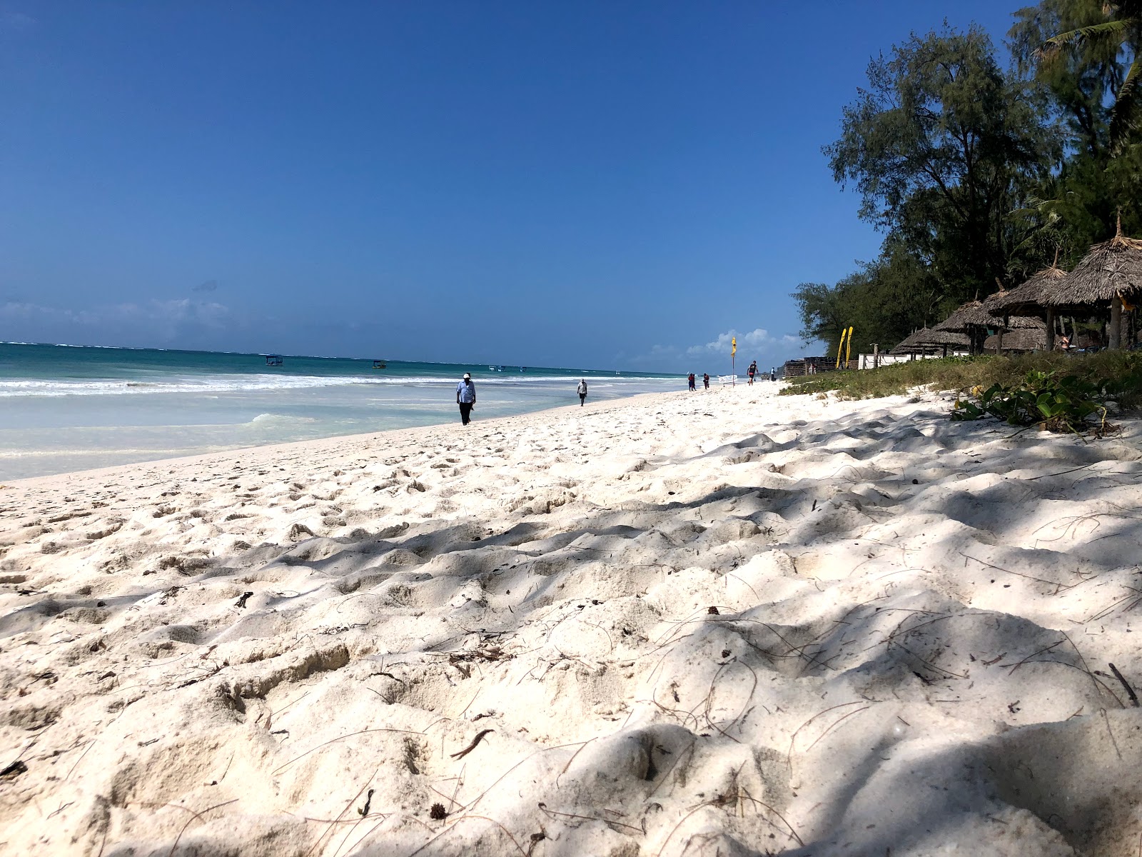 Zdjęcie Plaża Diani - popularne miejsce wśród znawców relaksu