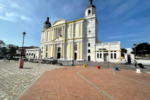 Cathedral Square image