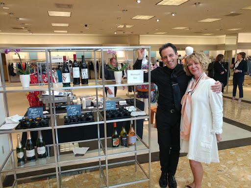 Clothing Store «Neiman Marcus», reviews and photos, 2442 E Sunrise Blvd, Fort Lauderdale, FL 33304, USA