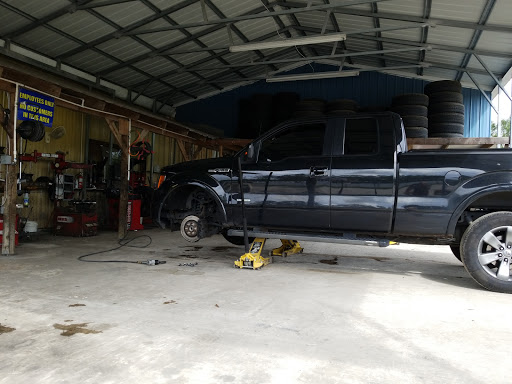 Tire Shop «Tire Capital», reviews and photos, 7125 US Hwy 98 N, Lakeland, FL 33809, USA