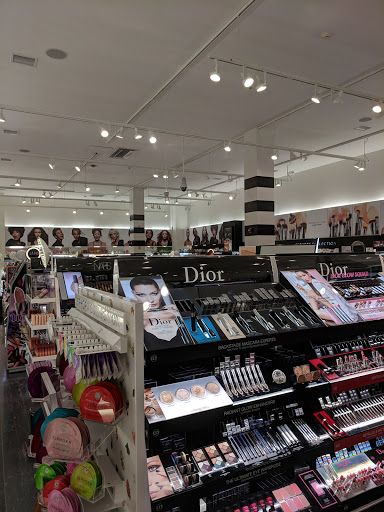 Cosmetics Store «SEPHORA», reviews and photos, 2414 E Sunrise Blvd #2204, Fort Lauderdale, FL 33304, USA