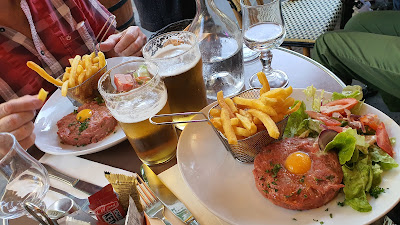 Café La Tour Maubourg à Paris