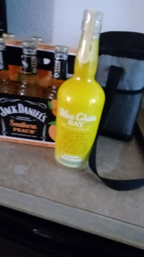 Liquor Store «Parkway Liquor Store», reviews and photos, 288 Parkway, Gatlinburg, TN 37738, USA