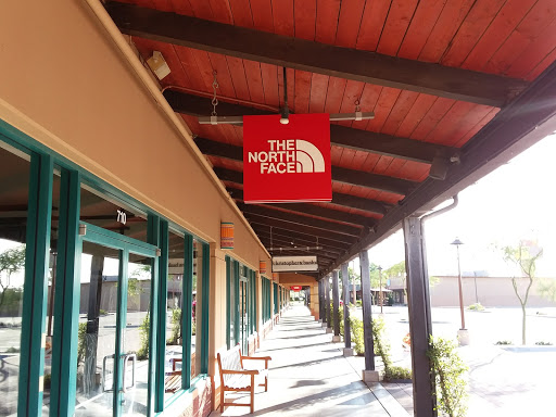 Clothing Store «The North Face Outlet», reviews and photos, 4250 W Anthem Way, Phoenix, AZ 85086, USA