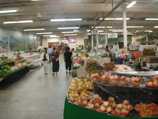 Shopping Mall «Hmong Village», reviews and photos, 1001 Johnson Pkwy, St Paul, MN 55106, USA