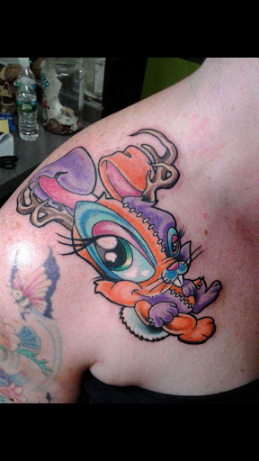 Tattoo Shop «Paper City Tattoo», reviews and photos, 1735 Northampton St, Holyoke, MA 01040, USA