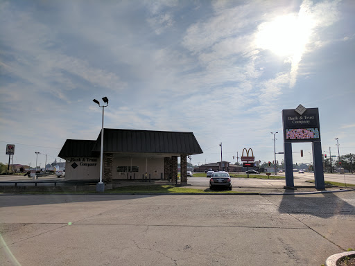 Bank & Trust Co in Litchfield, Illinois