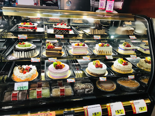 Shopping Mall «Rose Pavilion», reviews and photos, 4225 Rosewood Dr, Pleasanton, CA 94588, USA