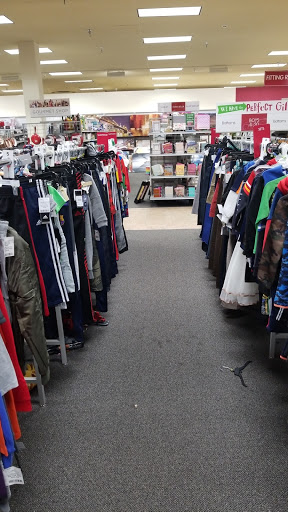 Clothing Store «Burlington Coat Factory», reviews and photos, 1716 Jantzen Beach Center, Portland, OR 97217, USA