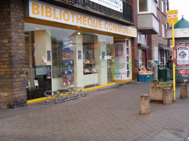 Beoordelingen van Bibliothèque locale communale in Luik - Bibliotheek
