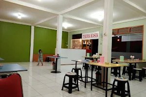 Rumah makan padang TARASO image