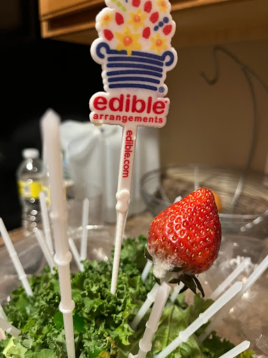 Gift Shop «Edible Arrangements», reviews and photos, 284 E Travelers Trail, Burnsville, MN 55337, USA