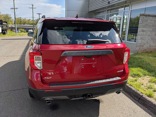 Ford Dealer «Mitchell Selig Ford», reviews and photos, 801 Bloomfield Ave, Windsor, CT 06095, USA